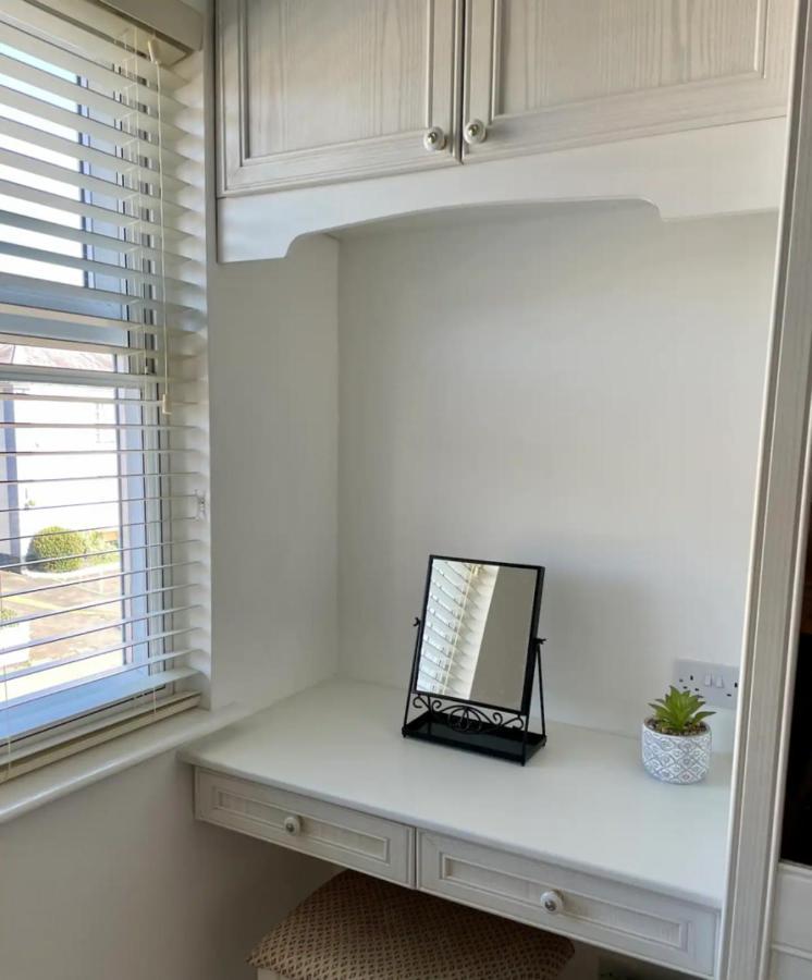 Stratford Upon Avon: 2 Bed Town Centre Apartment, Parking For One Car Exteriör bild