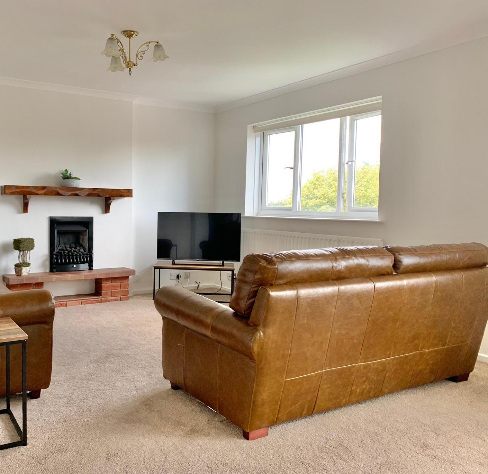 Stratford Upon Avon: 2 Bed Town Centre Apartment, Parking For One Car Exteriör bild